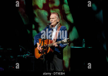 Austin, Texas, Stati Uniti d'America. Xi Febbraio, 2014. Il cantante canadese-cantautore Gordon Lightfoot esegue in concerto a ACL Live at Moody teatro di Febbraio 11, 2014 di Austin in Texas - USA. Credito: Manuel Nauta/NurPhoto/ZUMAPRESS.com/Alamy Live News Foto Stock