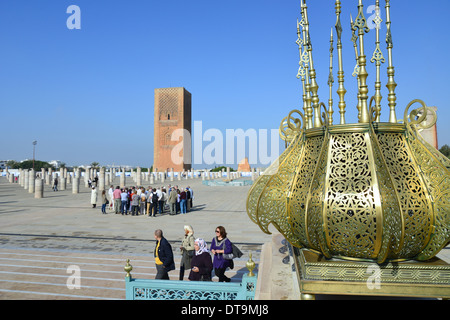 Torre Hassan (Tour Hassan), Boulevard Mohamed Lyazidi, Rabat, Rabat-Salé-Zemmour-Zaer regione, il Regno del Marocco Foto Stock