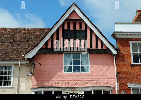 Intonaco decorativo su una casa a Lavenham, Suffolk. Foto Stock