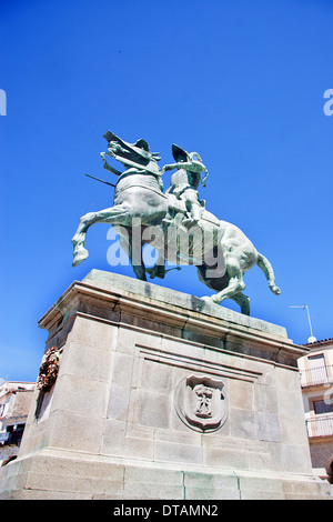 Statua equestre di Francisco de Pizarro, Trujillo Foto Stock