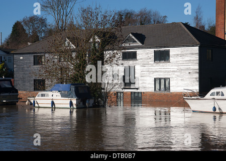 Inondazione East Farleigh Kent England Regno Unito Europa Foto Stock