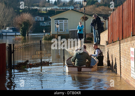 Inondazione East Farleigh Kent England Regno Unito Europa Foto Stock