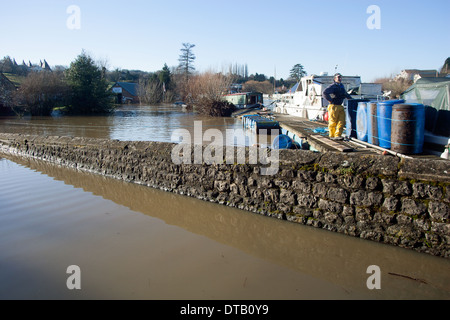 Inondazione East Farleigh Kent England Regno Unito Europa Foto Stock