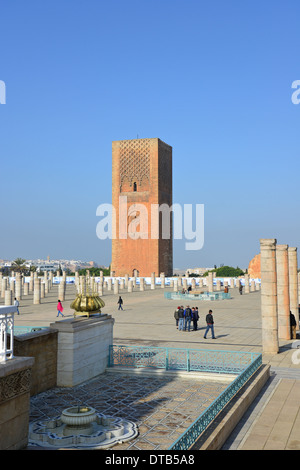 Torre Hassan (Tour Hassan), Boulevard Mohamed Lyazidi, Rabat, Rabat-Salé-Zemmour-Zaer regione, il Regno del Marocco Foto Stock