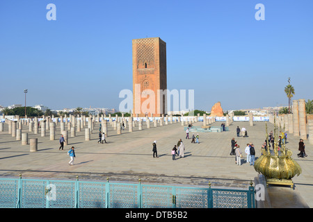 Torre Hassan (Tour Hassan), Boulevard Mohamed Lyazidi, Rabat, Rabat-Salé-Zemmour-Zaer regione, il Regno del Marocco Foto Stock