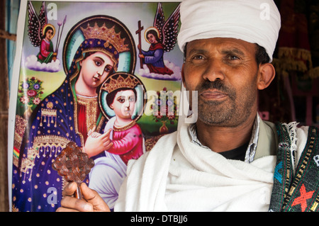 Uomo santo, Bole Road, Addis Abeba, Etiopia Foto Stock