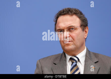 Berlino, Germania.febbraio 14th, 2014. Ministro dell'Agricoltura tedesco Hans-Peter Friedrich (CSU) si ritira a causa del caso Edathy. / Immagine: (Archiev foto Novembre 20th, 2013) Hans-Peter Friedrich (CSU), ex ministro tedesco degli interni e effettivamente il Ministro dell'agricoltura, durante una conferenza stampa a livello federale conferenza stampa a Berlino. Foto Stock