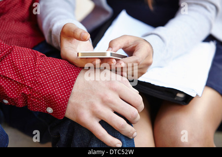 Coppia giovane di trascorrere del tempo insieme Foto Stock