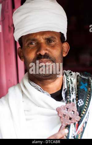 Uomo santo, Bole Road, Addis Abeba, Etiopia Foto Stock