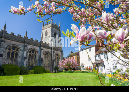La Chiesa di San Nicola in Alcester Warwickshire England Regno Unito Foto Stock