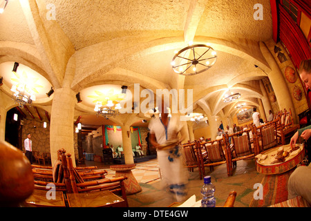 Addis Abeba, Etiopia, Africa, Bole road, ristorante, Hebir ristorante culturale Foto Stock