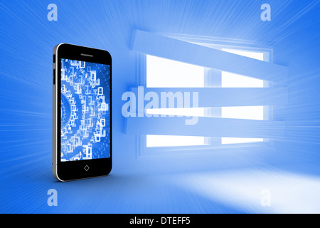 Immagine composita del codice binario sulla schermata dello smartphone Foto Stock
