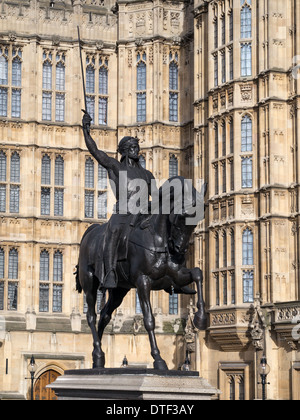 Riccardo Cuor di Leone statua al di fuori della Camera dei Lords Foto Stock