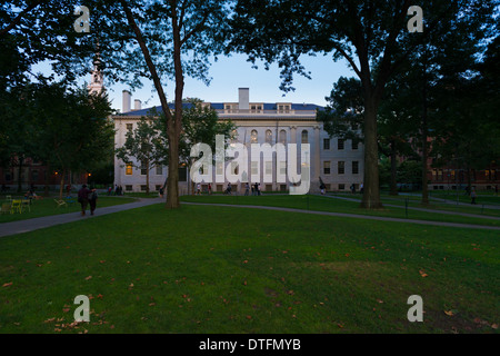 Harvard Yard prato in Harvard University di Boston Foto Stock