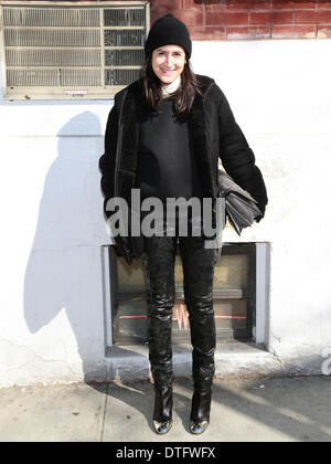 Rae Boxer arrivando alla Vera Wang pista show di New York City - Febbraio 7, 2014 - Foto: Pista Manhattan/Charles Eshelman/picture alliance Foto Stock