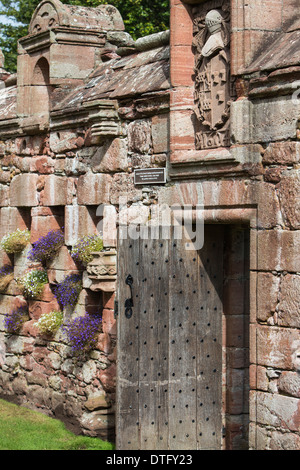 Parete giardino entrata al Castello Edzell in Angus, Scozia. Foto Stock