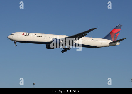 DELTA AIRLINES BOEING 767 400 Foto Stock