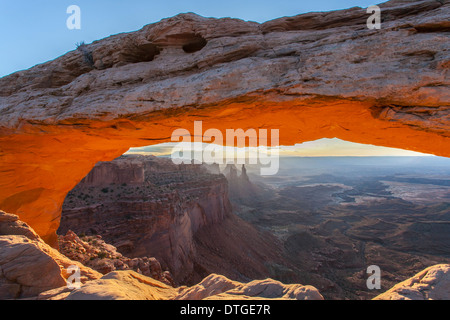 Mesa Arch, il Parco Nazionale di Canyonlands, Utah. Foto Stock