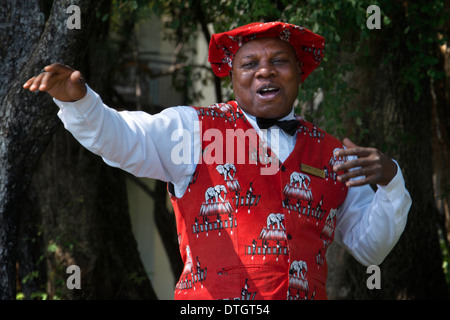 Il Royal Livingstone Hotel animatore culturale. Il Royal Livingstone Hotel - Livingstone, Zambia il Royal Livingstone Hotel è un lux Foto Stock