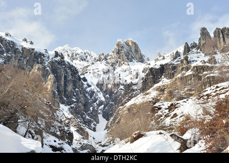 Picco della Grigna meridionale vista dal canalone porta Foto Stock