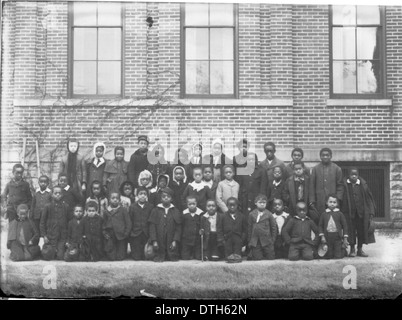 Ritratto di gruppo di African American gli studenti di Oxford Scuola pubblica n.d. Foto Stock