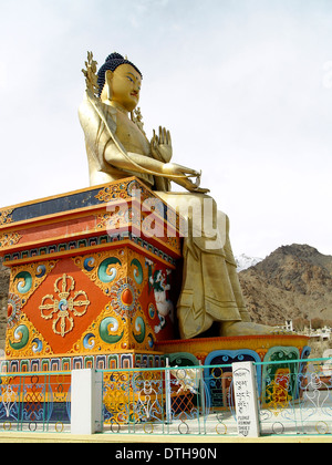 Il Maitreya o futuro Buddha al monastero di Likir,Ladakh,l'India Foto Stock