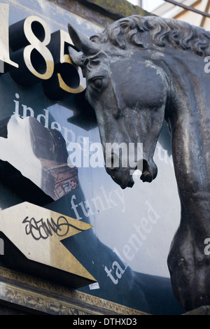 Maneggio di Camden Market London Inghilterra England Foto Stock