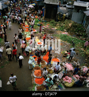 Mullick Ghat il mercato dei fiori in Kolkata Calcutta nel Bengala Occidentale in India in Asia del Sud. Malik Mallick mercati commercio Reportage fiori città urbana Travel Foto Stock