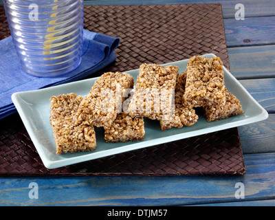 La cannella barrette energetiche Foto Stock