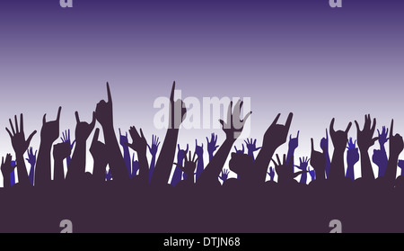 Le mani alzate in aria in un concerto Foto Stock