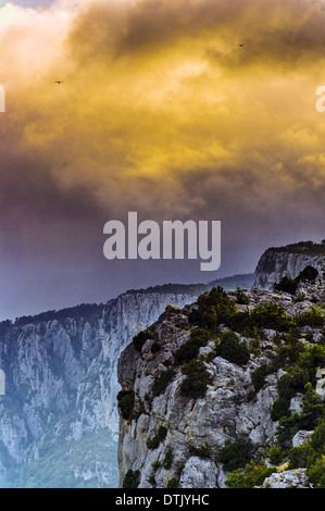 L'Europa, Francia, Var, 83, parco naturale regionale del Verdon, Gorges du Verdon, il Grand Canyon al tramonto Foto Stock