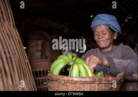 La collina Bunong tribù della Cambogia Foto Stock