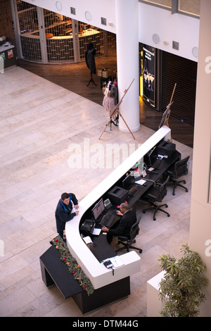 Sicurezza reception a Diageo HQ Foto Stock