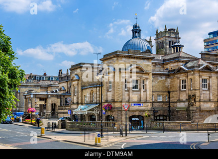 Il Royal Terme edifici, Harrogate, North Yorkshire, Inghilterra, Regno Unito Foto Stock