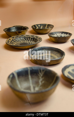 Il Brasile, Amazon, Manaus, Il Museo Indiano. Tradizionale Indiano indigeni in ceramica. Foto Stock