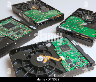 Vecchi dischi rigidi ormai obsoleti Foto Stock
