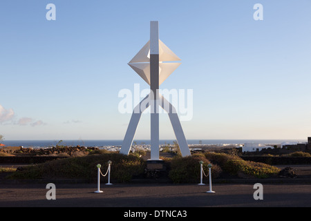 Wind toy (Juguete del viento), scultura da Cesar Manrique. Tahiche, Lanzarote Foto Stock