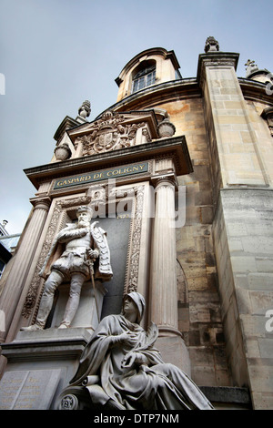 Monumento a Gaspard de Coligny, da Gustave Crauck (1827-1905), presso il Tempio Protestante de l'Oratoire du Louvre di Parigi. Foto Stock