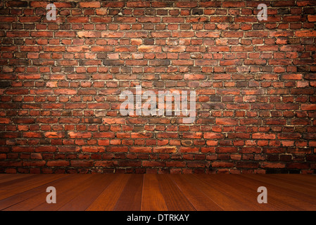 Camera con un muro di mattoni Foto Stock