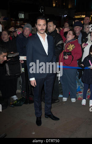 Londra, Regno Unito. 23 FEB 2014: Jack Huston al WhatsOnStage Awards 2014 tenutasi al Prince of Wales Theatre di Londra. Vedi foto di Li Capital/Alamy Live News Foto Stock