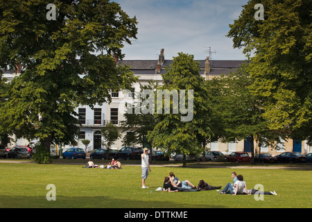 Montpelier Giardini in estate, Cheltenham, Gloucestershire, Regno Unito Foto Stock