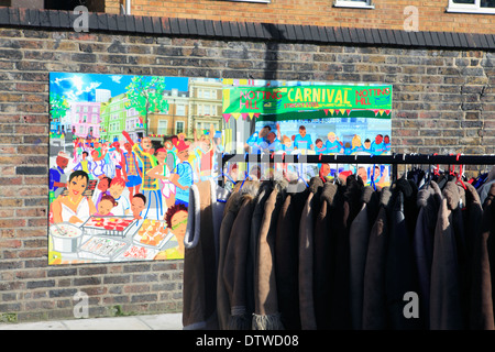 Regno Unito London borough di kensington e chelsea Portobello Road mercato del sabato. Foto Stock