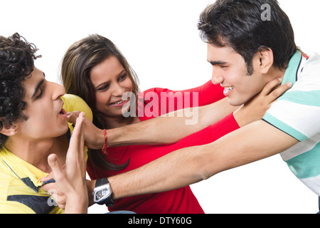 Il litigio tra uomini e donne Foto stock - Alamy