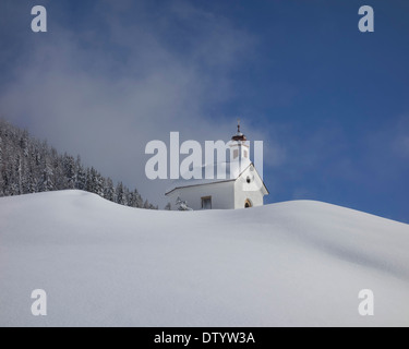 Bacher Kapelle zur Schwarzen Madonnna von Tschenstochau Chapel, Kartitsch, Valle del Lesachtal, Tirolo Orientale, Austria Foto Stock