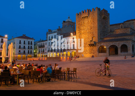 Caceres, la piazza principale, la Città Vecchia, Plaza Mayor,UNESCO World Heritage Site, Estremadura, Spagna Foto Stock