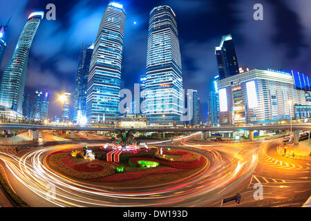 Lujiazui Shanghai downtown di notte Foto Stock