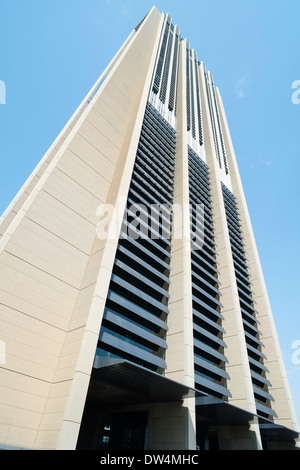 Nuovo uso misto residenziale e commerciale Torre Indice progettato da Norman Foster in Dubai Emirati Arabi Uniti Foto Stock