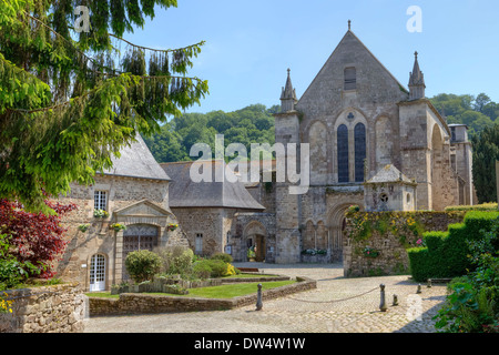 Abbey a Lehon Brittany Foto Stock