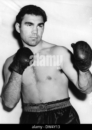 MAX SCHMELING (1905-2005) Tedesco Heavyweight Boxing campione nel 1938 Foto Stock