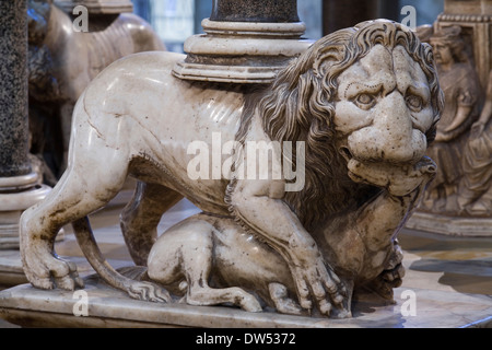 L'Europa, Italia, Toscana, Siena, cattedrale, pulpito di Nicola Pisano Foto Stock